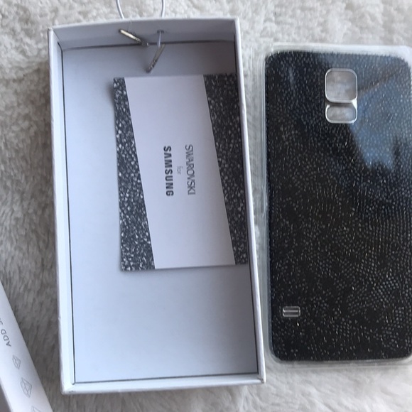 SWAROVSKI GALAXY S5 CASE - BATTERY COVER - Picture 8 of 12